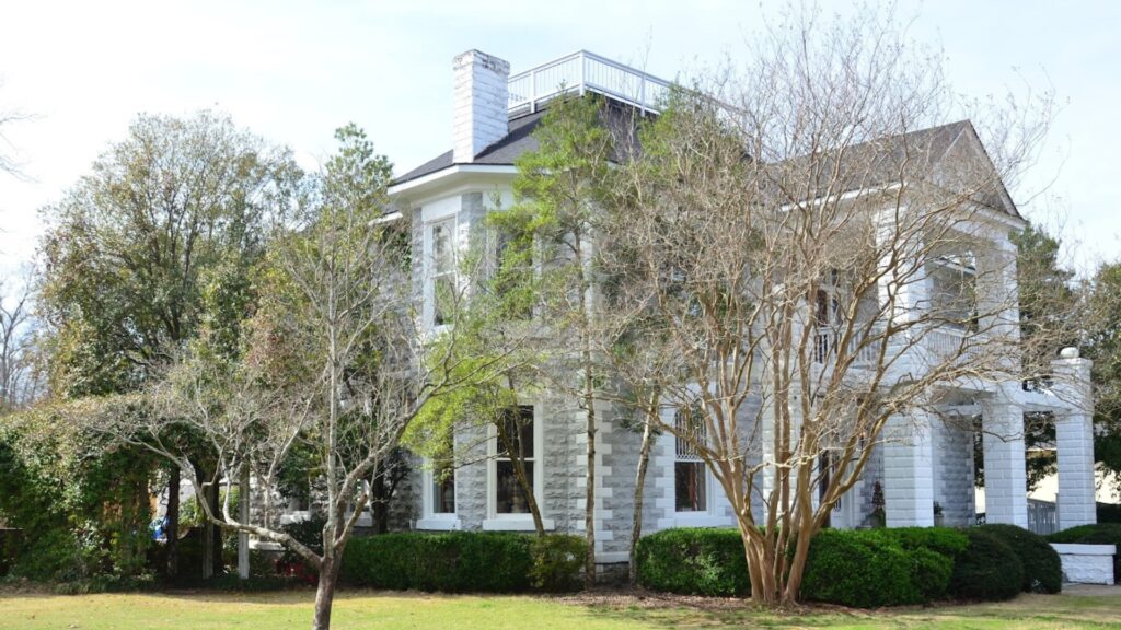 Greystone Mansion wedding Auburn AL