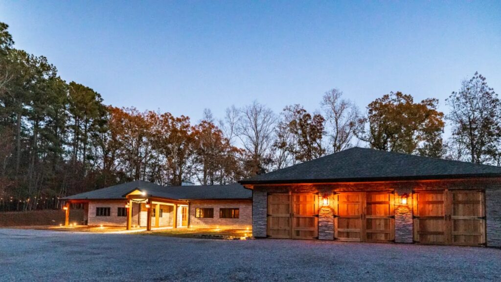 The Lodge at Lake Martin wedding venue near Auburn AL